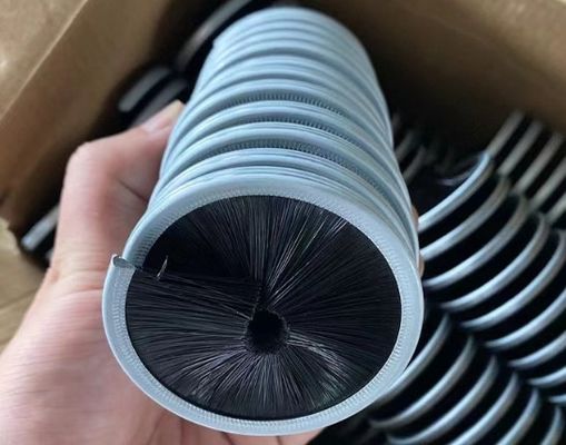 Spiral Nylon Inner Roll Cleaning Brush Spring Brush Cylindrical Cleaning Brush for cleaning Rope