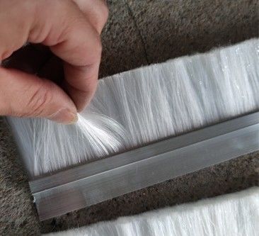 Customized White Nylon Aluminum Alloy Brush Anti-Static Strip Brush