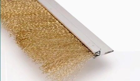Customized Length Aluminium Alloy Copper Wire Brush Strip Seal Machine Tool Against Splash