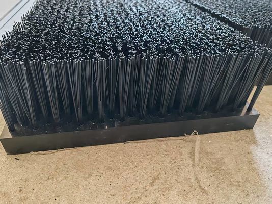 Customizable PVC Base Nylon/Pp Bristles Plate Brushes For Sliding Furniture Panels