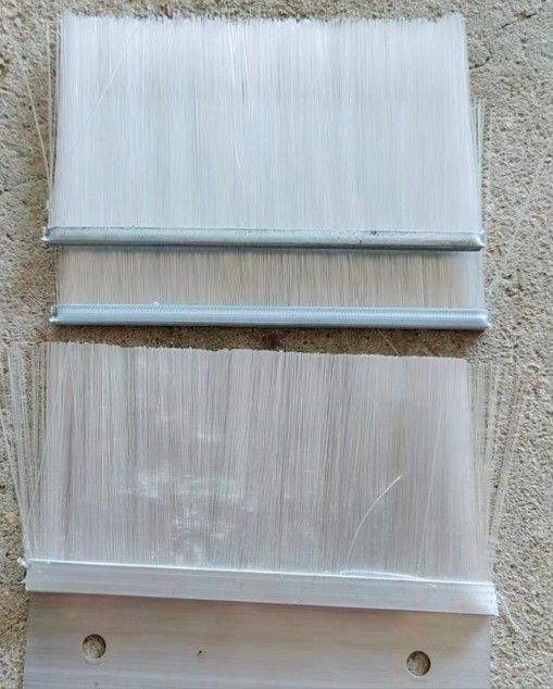 Customized White Nylon Aluminum Alloy Brush Anti-Static Strip Brush