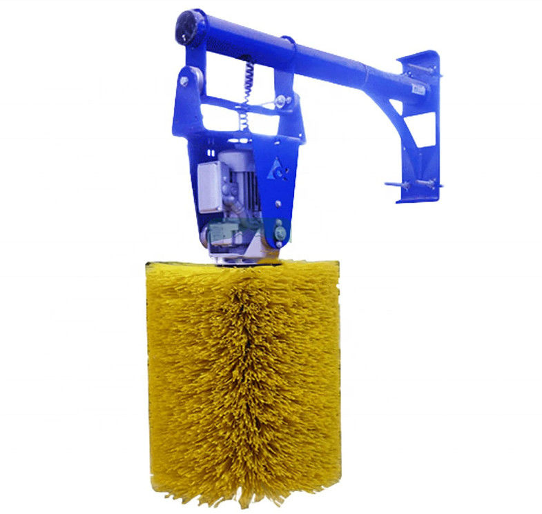 Nylon / Pp Brush Silk Cattle Body Scratching Roller Brush For Farm Animal Massage